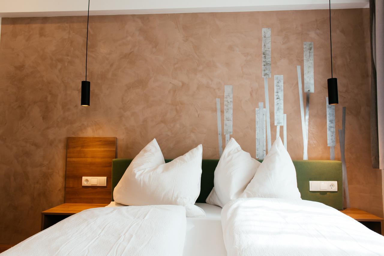 Rudersdorf Aparthotel Heuberger מראה חיצוני תמונה