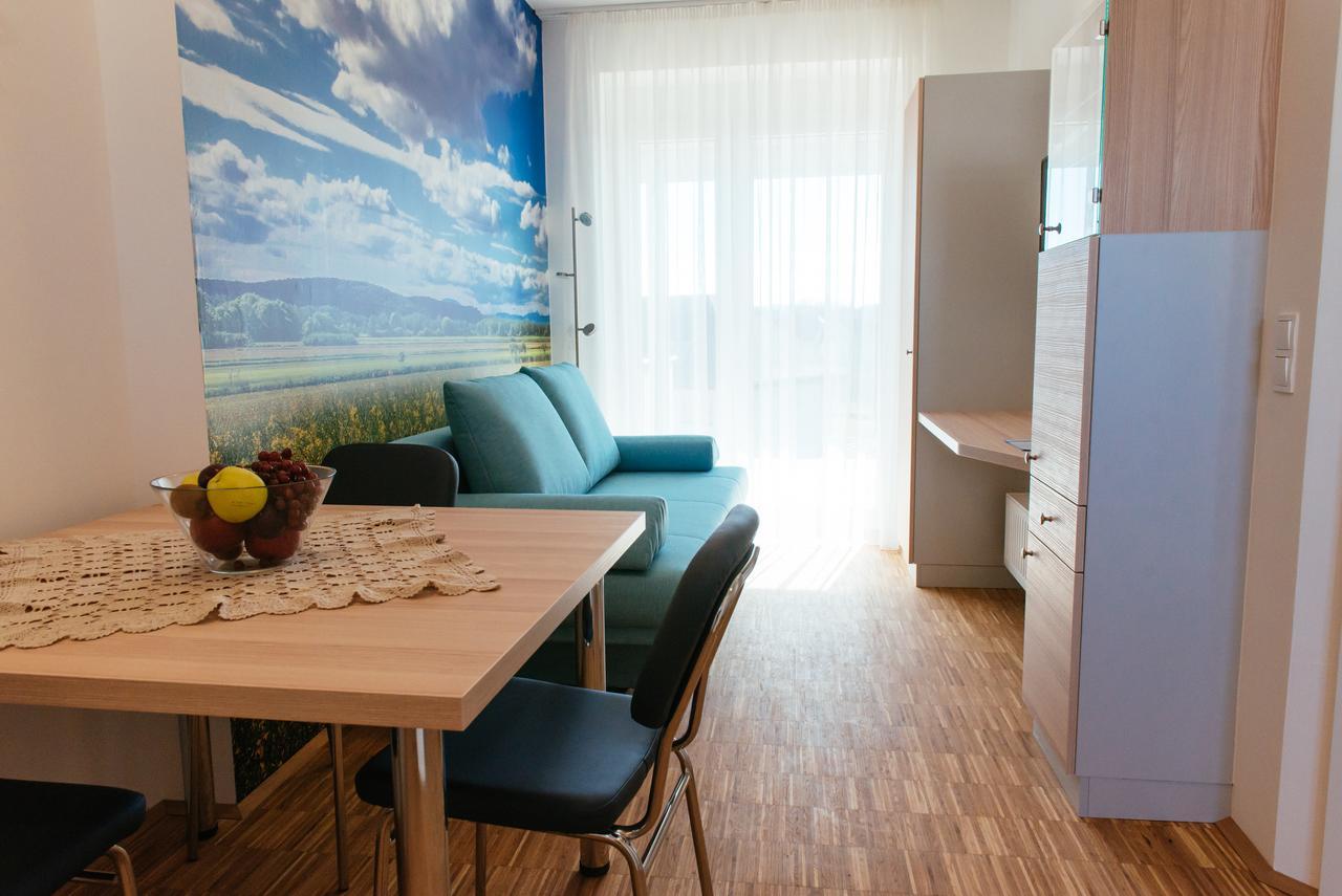 Rudersdorf Aparthotel Heuberger מראה חיצוני תמונה
