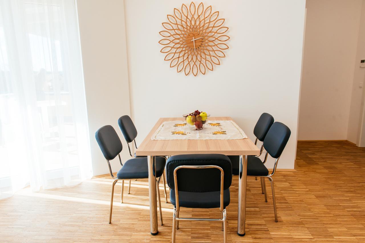 Rudersdorf Aparthotel Heuberger מראה חיצוני תמונה